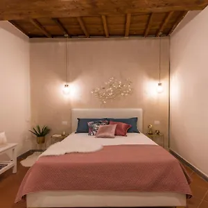 https://montebello-apartment.it-tuscanyhotel.com